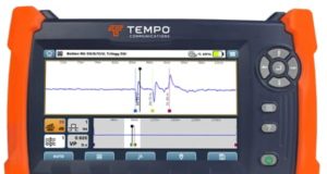 TV220E CableScout TDR con pantalla táctil de 7” para técnicos de televisión por cable