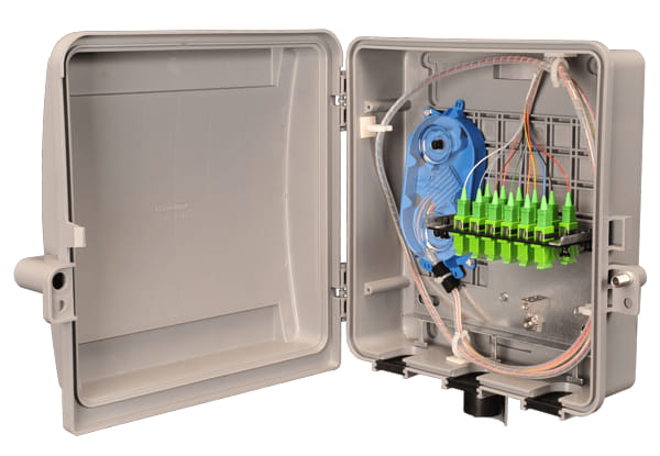 Caja de demarcación RNI-2500 para telecomunicaciones