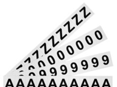 Etiquetas autoadhesivas en poliéster Etiquetas autoadhesivas en poliéster